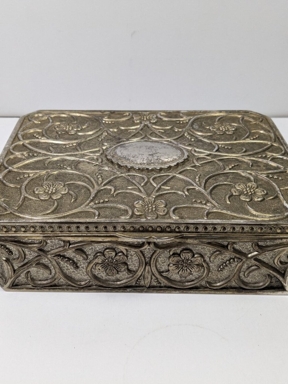 Rectangular Floral Silver Tone Jewelry Box Velvet Lined Embossed Metal Flowers